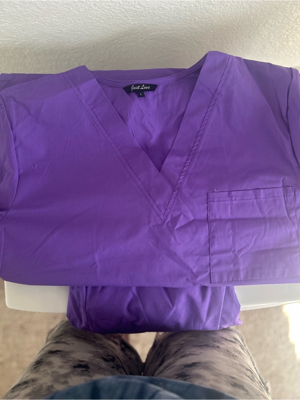Women's Medical Scrub Set Size L - Purple V-Neck Top & Pants